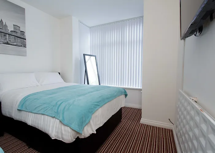 Ruth Leeds (West Yorkshire)