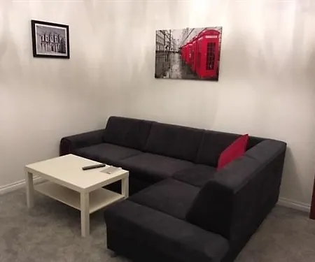 Ruth Leeds (West Yorkshire)