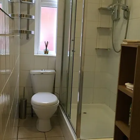 Ruth * Leeds (West Yorkshire)