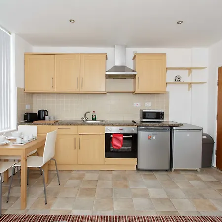 Ruth Apartment