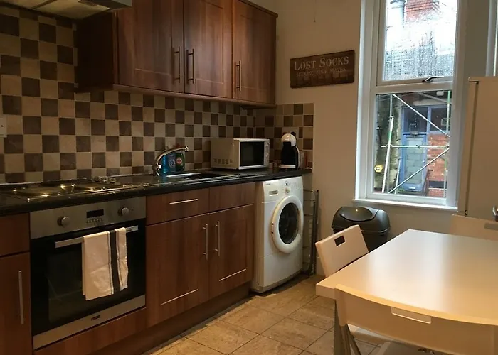 Ruth Leeds (West Yorkshire)